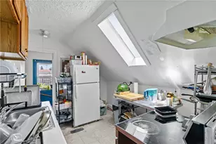 36 Eudora St, Providence, RI 02903 - Photo 31