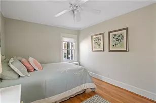 94 Ruggles Ave, Newport, RI 02840 - Photo 9