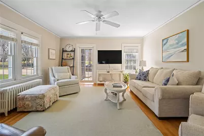 94 Ruggles Avenue, Newport, RI 02840 - Photo 3