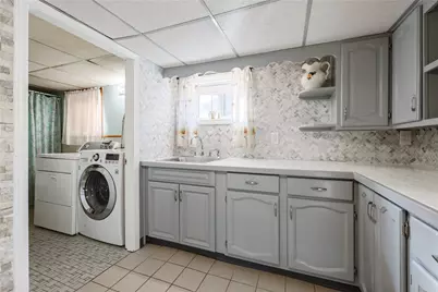 1187 Broadway, East Providence, RI 02914 - Photo 35