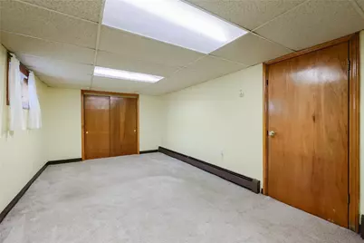 1187 Broadway, East Providence, RI 02914 - Photo 37