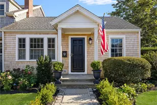 9 White Terrace, Middletown, RI 02842 - Photo 5