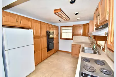 10 Joanth Terrace, Westerly, RI 02891 - Photo 7