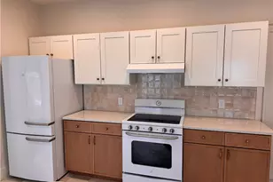 150 Lancaster St, Providence, RI 02906 - Photo 3