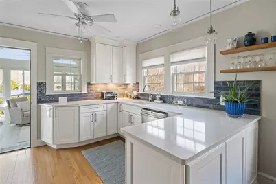 94 Ruggles Avenue, Newport, RI 02840 - Photo 1