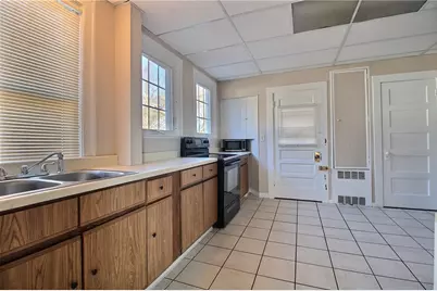 19 Greenman Avenue #2, Westerly, RI 02891 - Photo 3