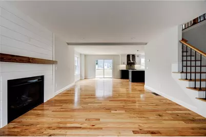 212 St Louis Avenue, Woonsocket, RI 02895 - Photo 5