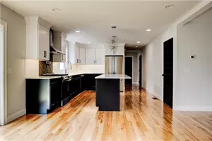 212 St Louis Ave, Woonsocket, RI 02895 - Photo 7