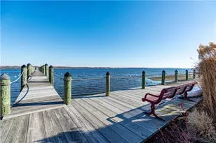 1180 Narragansett Blvd, Cranston, RI 02905 - Photo 13