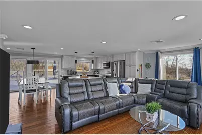 1275 Seven Mile Road, Cranston, RI 02831 - Photo 15