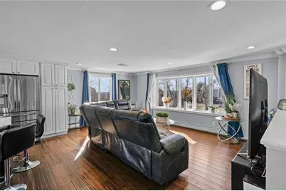 1275 Seven Mile Road, Cranston, RI 02831 - Photo 13