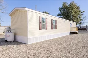 1346 Newport Ave, Attleboro, MA 02703 - Photo 3