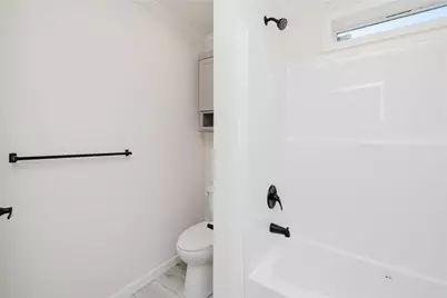 1346 Newport Avenue, Attleboro, MA 02703 - Photo 31