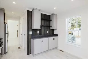 1346 Newport Ave, Attleboro, MA 02703 - Photo 11