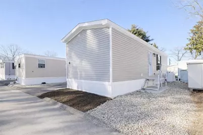 1346 Newport Avenue, Attleboro, MA 02703 - Photo 3