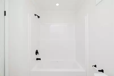 1346 Newport Avenue, Attleboro, MA 02703 - Photo 11