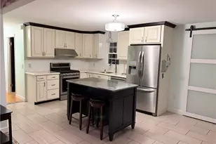 69 Hazelwood Ave, East Providence, RI 02914 - Photo 7