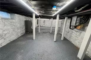 57 Gould St, Newport, RI 02840 - Photo 17