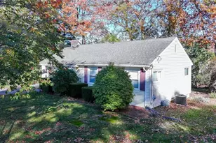 11 Salem Dr, North Providence, RI 02904 - Photo 21