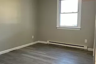 42 Clark Ave, Pawtucket, RI 02860 - Photo 7