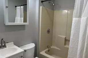 42 Clark Ave, Pawtucket, RI 02860 - Photo 11