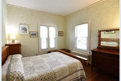 227 Irving Avenue, Providence, RI 02906 - Photo 21