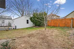 326 Beckwith St, Cranston, RI 02910 - Photo 27