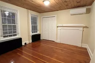 9 Covell St, Newport, RI 02840 - Photo 11