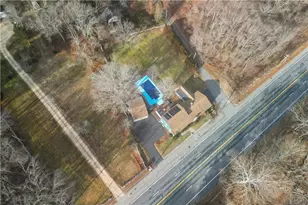 723 Nooseneck Hill Rd, West Greenwich, RI 02817 - Photo 7