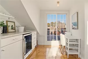 38 Pope St, Newport, RI 02840 - Photo 13