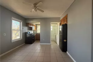 63 Chandler Ave, Pawtucket, RI 02860 - Photo 13