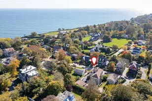 14 Dresser St, Newport, RI 02840 - Photo 17