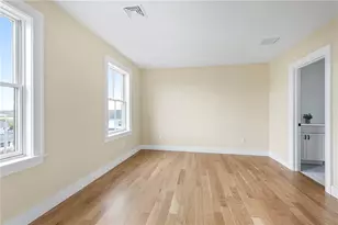 118 Newport Ave, Middletown, RI 02842 - Photo 35