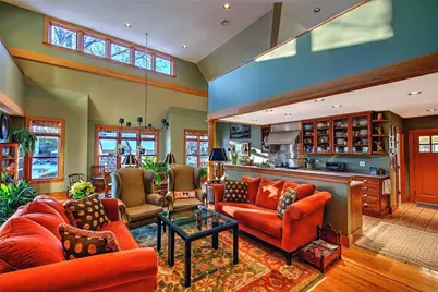 9 Howe Street, Bristol, RI 02809 - Photo 9