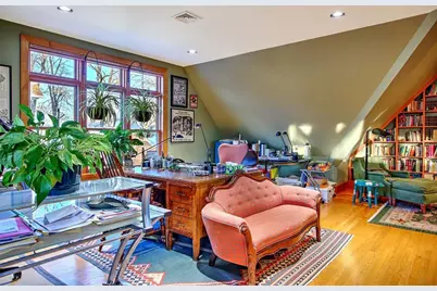 9 Howe Street, Bristol, RI 02809 - Photo 25