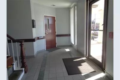 655 Killingly Street #1, Johnston, RI 02919 - Photo 5