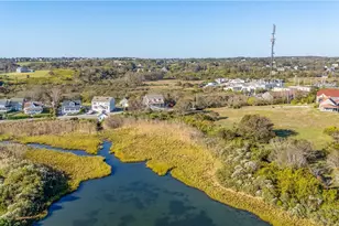 454 Ocean Ave, Block Island, RI 02807 - Photo 3