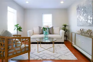 19 Underwood Ct, Newport, RI 02840 - Photo 1