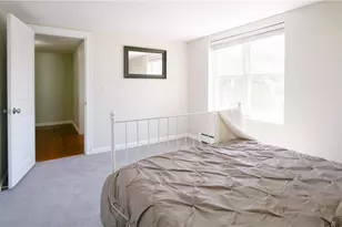 19 Underwood Ct, Newport, RI 02840 - Photo 11