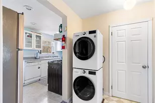 176 Campbell Ave, East Providence, RI 02916 - Photo 19