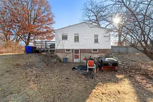 176 Campbell Ave, East Providence, RI 02916 - Photo 39