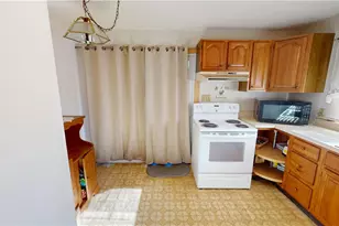 2545 Division Rd, East Greenwich, RI 02818 - Photo 7