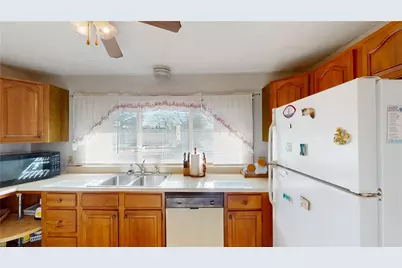 2545 Division Road, East Greenwich, RI 02818 - Photo 5