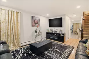 523 Dexter St, Providence, RI 02907 - Photo 9