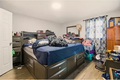 523 Dexter Street, Providence, RI 02907 - Photo 17