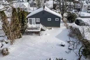 102 Easton Ave, Portsmouth, RI 02871 - Photo 27