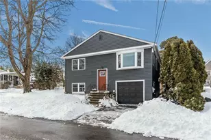 102 Easton Ave, Portsmouth, RI 02871 - Photo 37