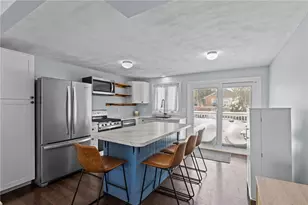 102 Easton Ave, Portsmouth, RI 02871 - Photo 5