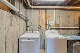 102 Easton Ave, Portsmouth, RI 02871 - Photo 25