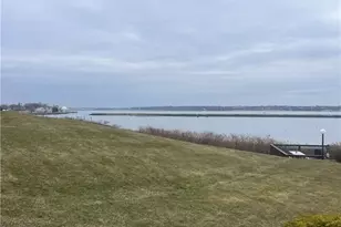 400 Narragansett Pkwy, Warwick, RI 02888 - Photo 3